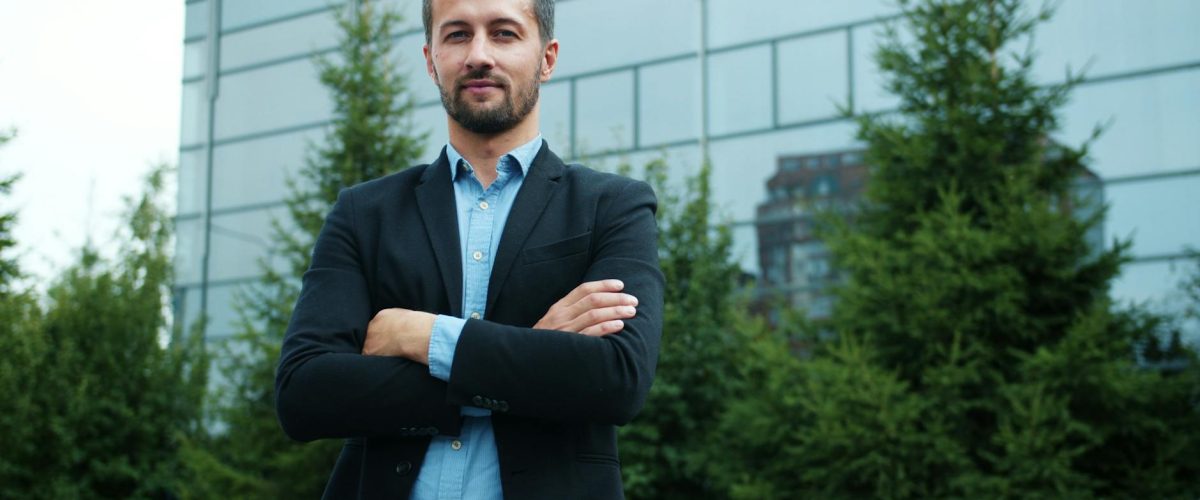 Courtier assurance emprunteur : rôle, tarifs et économies réelles en 2026