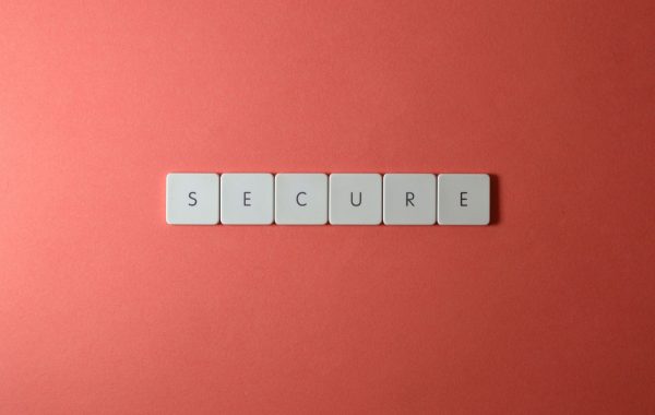 Formation assurance reconversion 2026 : durée, coût et débouchés